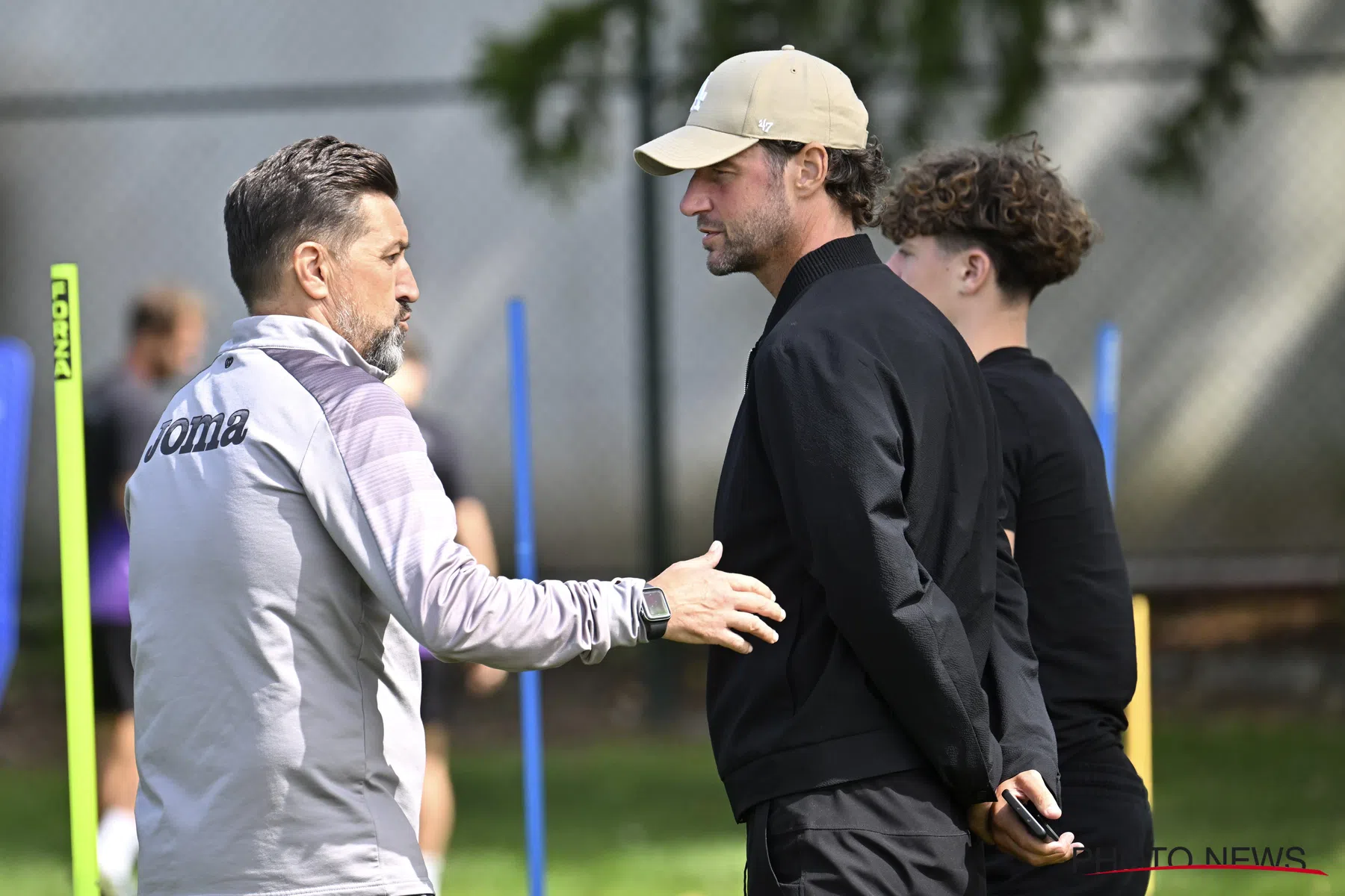 Degryse: “Lot van Besnik Hasi is verbonden aan het lot van Renard bij Anderlecht”