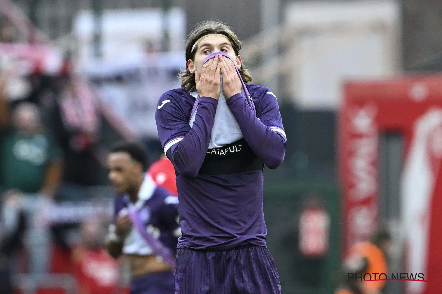 Legear haalt uit richting Anderlecht-kern, Enric Llansana en Lucas Hey 