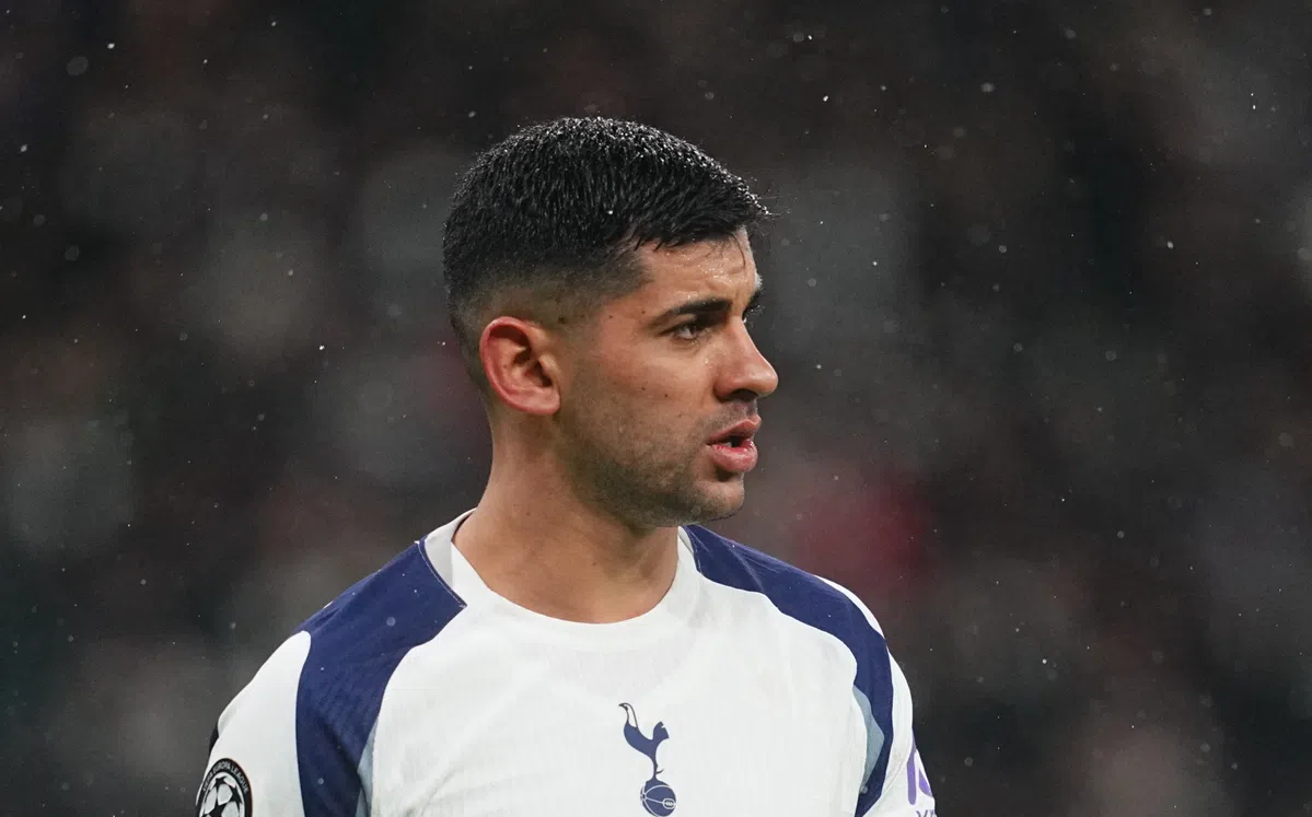 Spurs-captain sneert naar 'schandalige' clubleiding: 'Ongelooflijk maar waar'