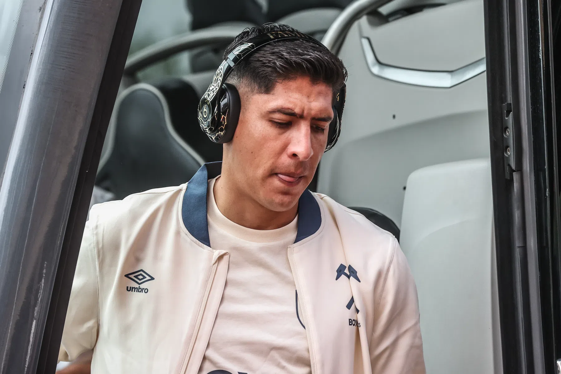 Ajax-bod op Álvarez ontkracht: transfer onmogelijk door regels