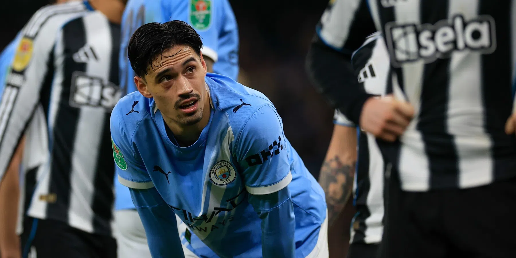 Engelse pers lyrisch over Reijnders na City - Newcastle