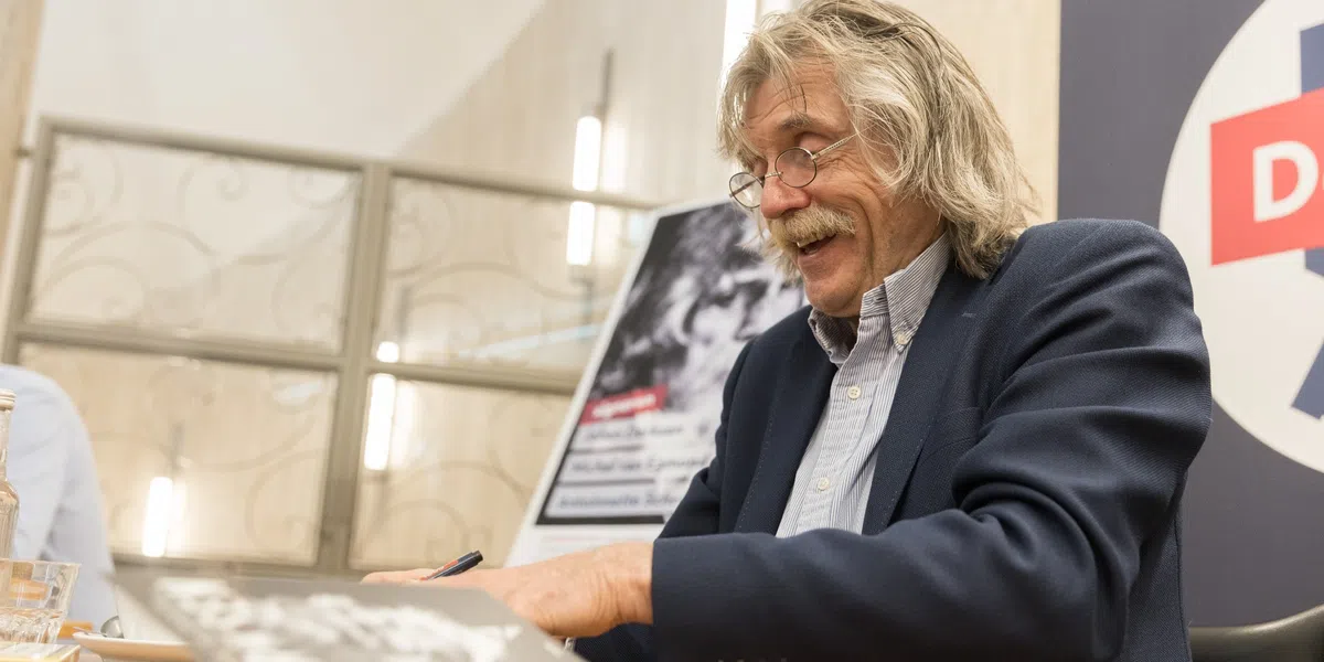 Johan Derksen weet het zeker: 'Hij is uitermate geschikt voor Ajax'