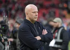 Thumbnail for article: 'Positie van Slot bij Liverpool niet in gevaar ondanks 'olifant in de kamer''