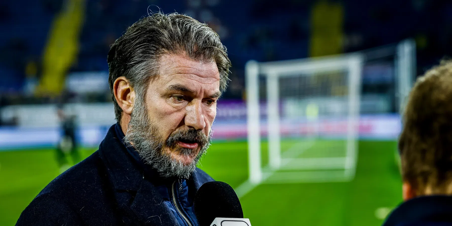 Diverse media: alarmfase één bij NAC Breda van Carl Hoefkens