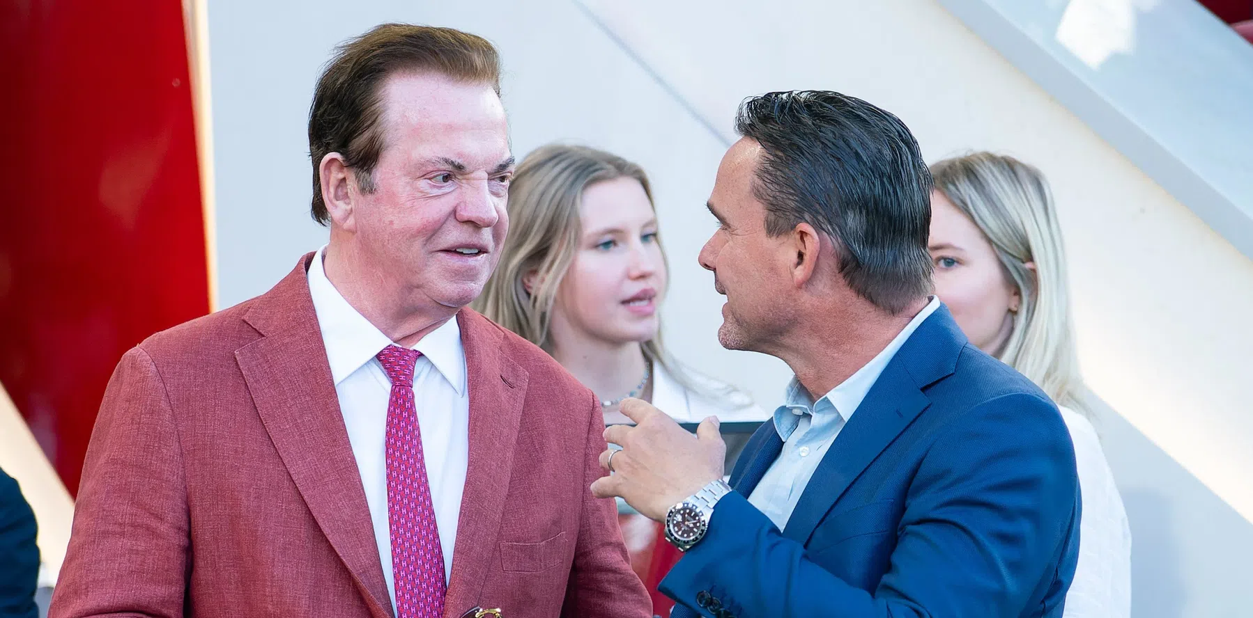 Jaarrekening van Antwerp: 'Gesprekken met potentiële investeerders'