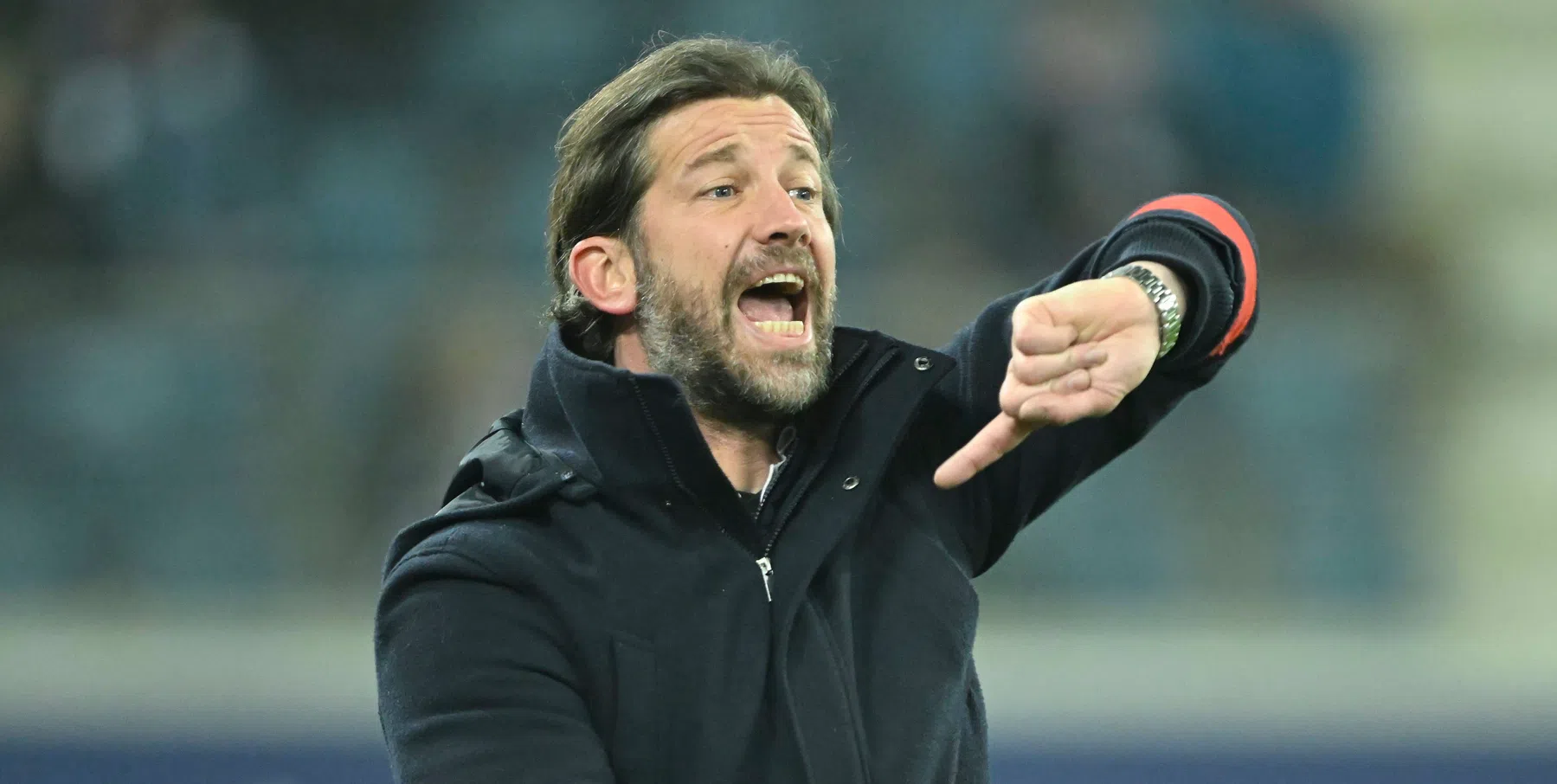 Idee om trainerscarrousel af te remmen: "Misschien transferperiode"