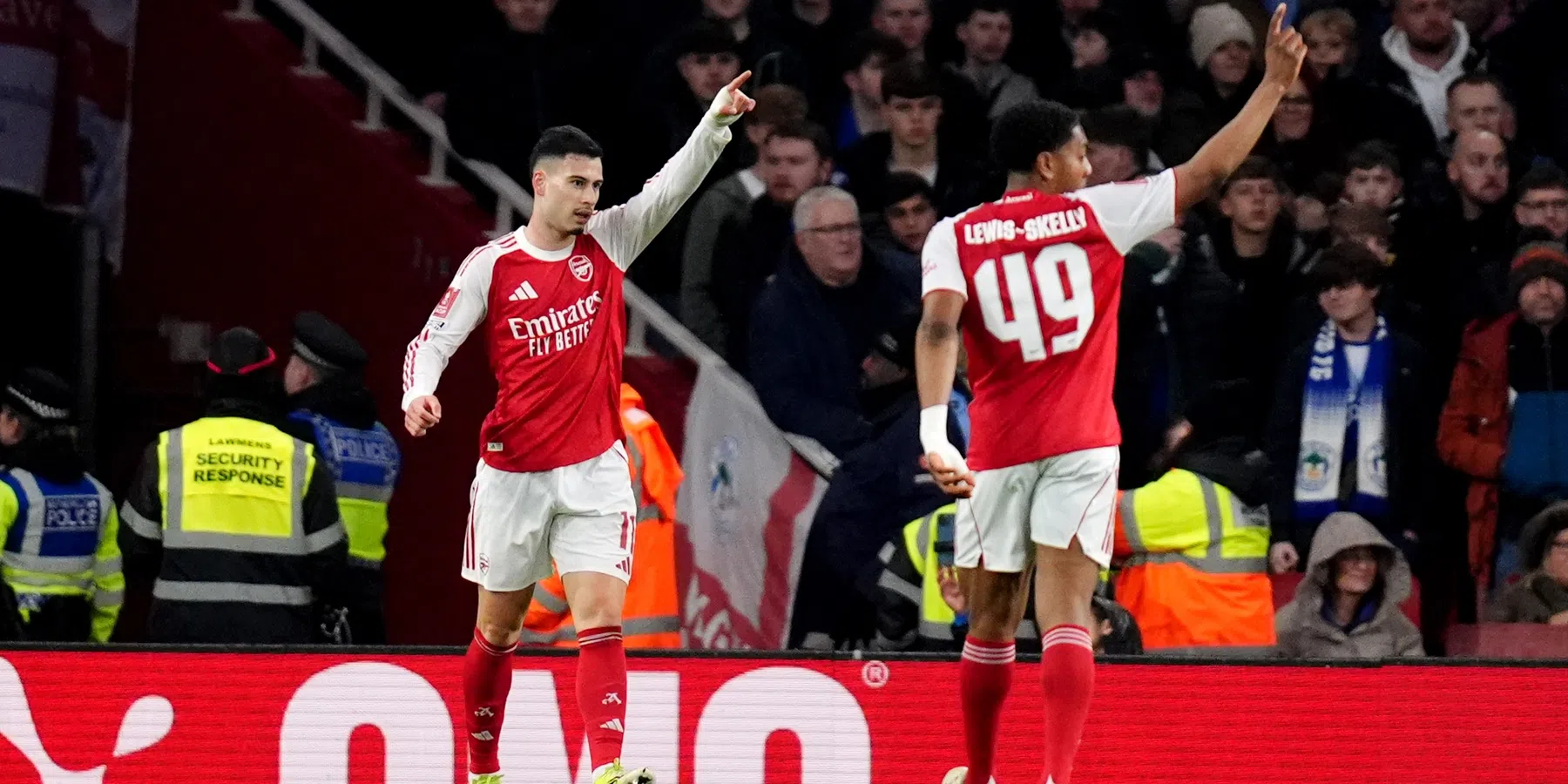 Arsenal laat Wigan kansloos in FA Cup