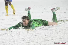 Thumbnail for article: Lardot over kritiek rond JPL-voetbal in de sneeuw: “De bal rolde op Antwerp”