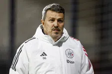Thumbnail for article: Ajax-watcher noemt twee toptrainers: 'Ik denk dat Garcia ook doorschuift'