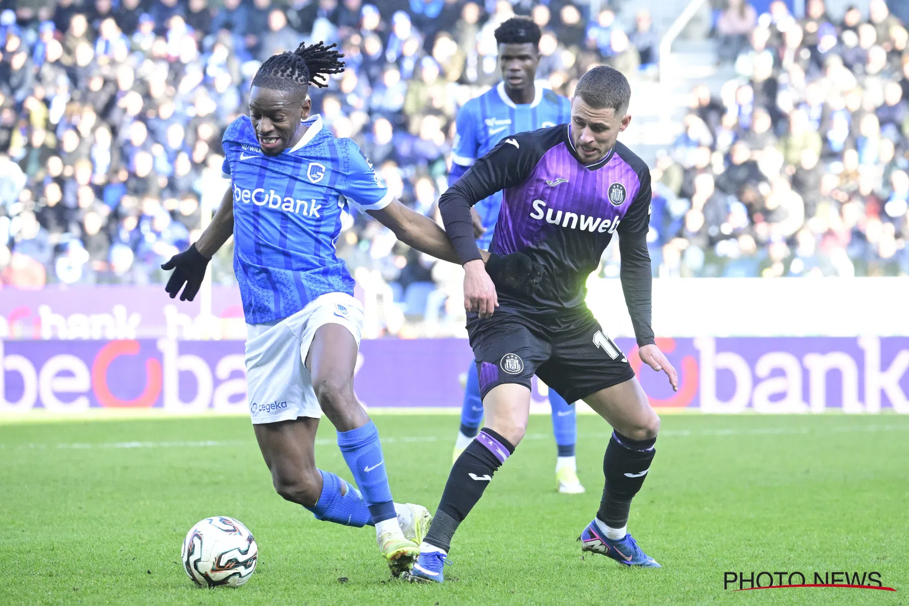 Joris Kayembe metamorfose bij KRC Genk: “Hele kleedkamer is opnieuw positief”