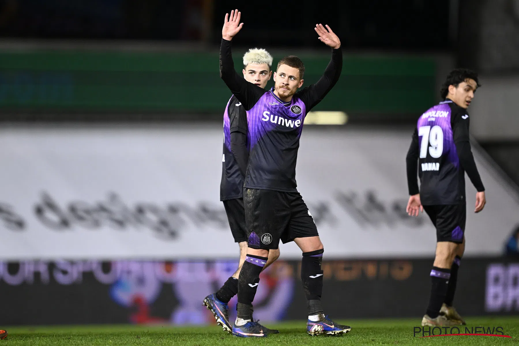 Hattrick Hazard bij Zulte Waregem - Anderlecht: “Drie keer moeten excuseren”