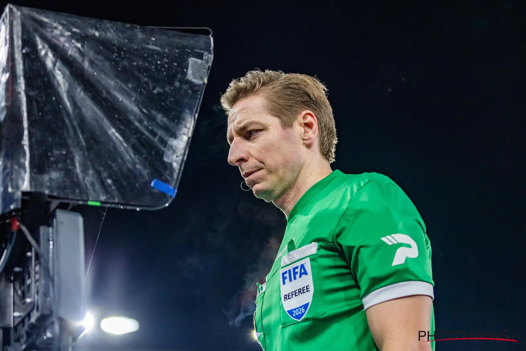 Spelregels aangepast: sneller ingooien en wisselen, VAR mag anders ingrijpen