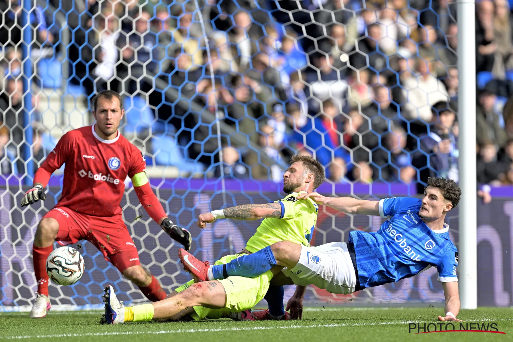 Siebe Van der Heyden en Gent gaat hard onderuit in Genk: “Begrijp de fans”