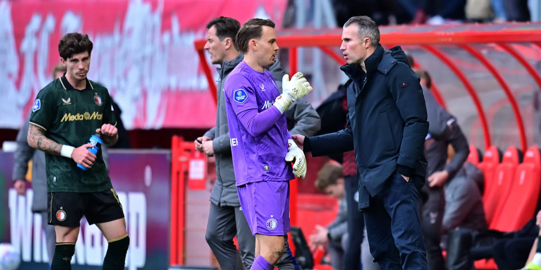 Ruzie tussen Anis Hadj Moussa en Timon Wellenreuther besproken in Kick-off