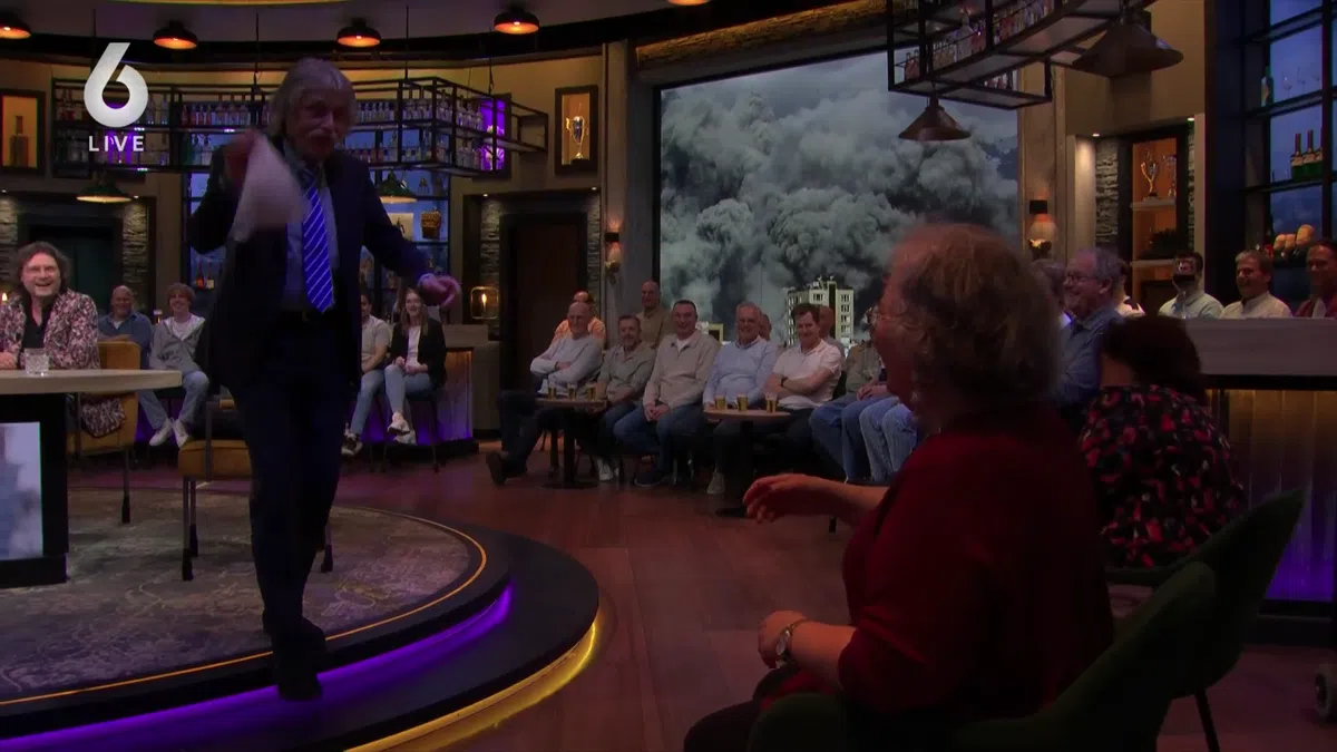 Johan Derksen staat plots op bij Vandaag Inside: 'Anders ga ik naar huis'