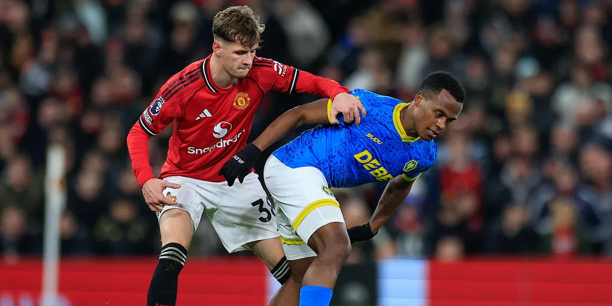 United-speler geschorst na homofobe uitspraken: 'Ik begrijp het volkomen...'