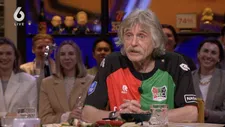 Thumbnail for article: Johan Derksen draagt plots wedstrijdgedragen shirt van Eredivisie-speler bij VI