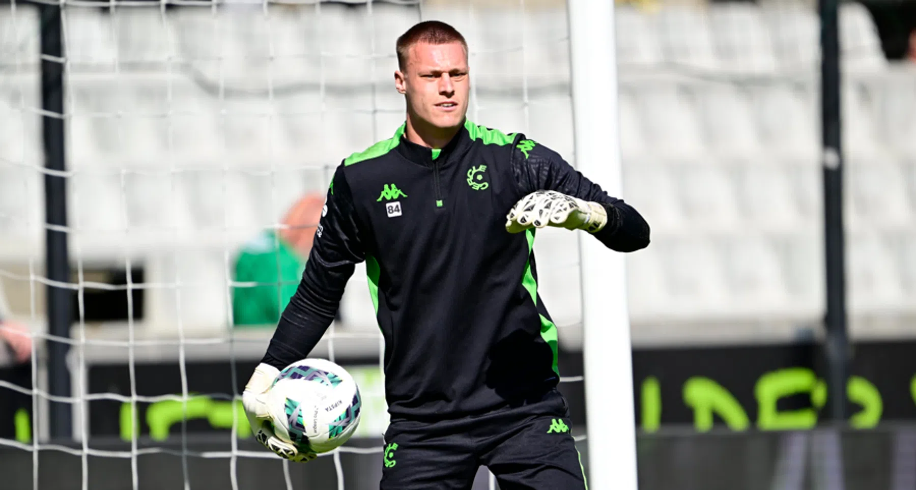 Transfernieuws: Cercle Brugge legt doelman Bas Langenbick vast tot 2028