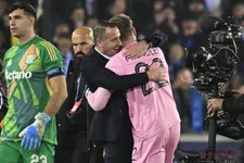 Thumbnail for article: Hayen spreekt Rigaux tegen over Mignolet-dossier: "Bij Club Brugge kennen ze het juiste verhaal"