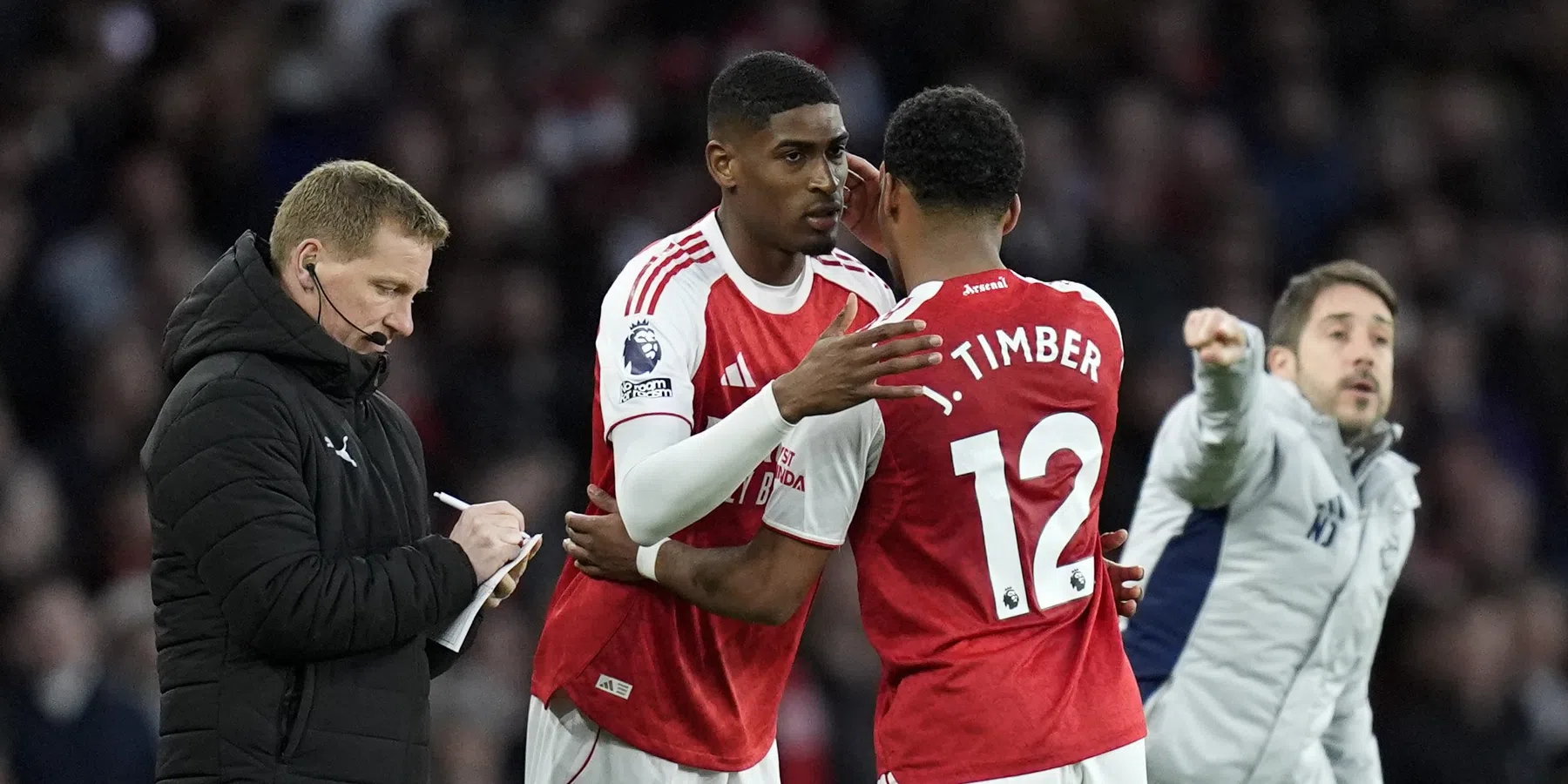 Arsenal boekt cruciale late zege tegen Everton