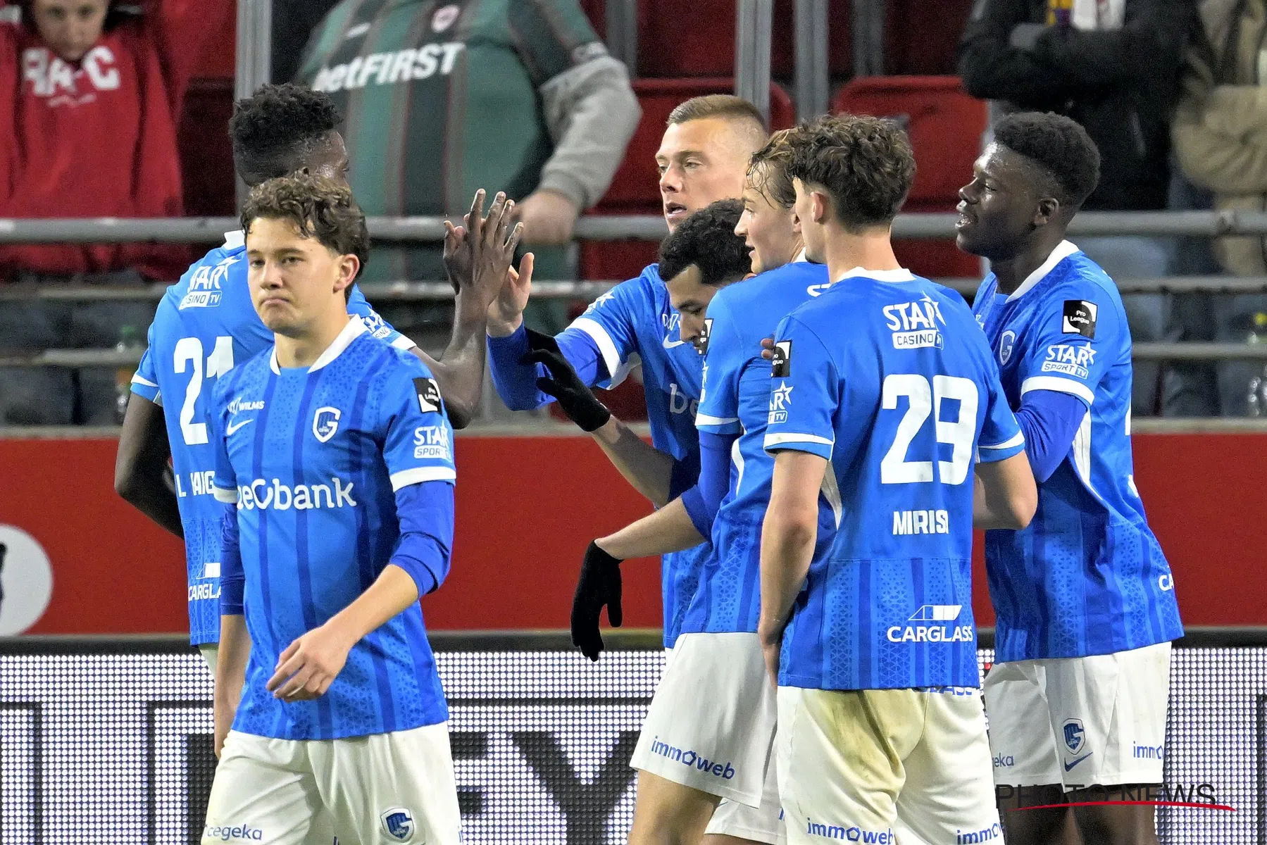KRC Genk verslaat Royal Antwerp FC in Europe Play-Offs