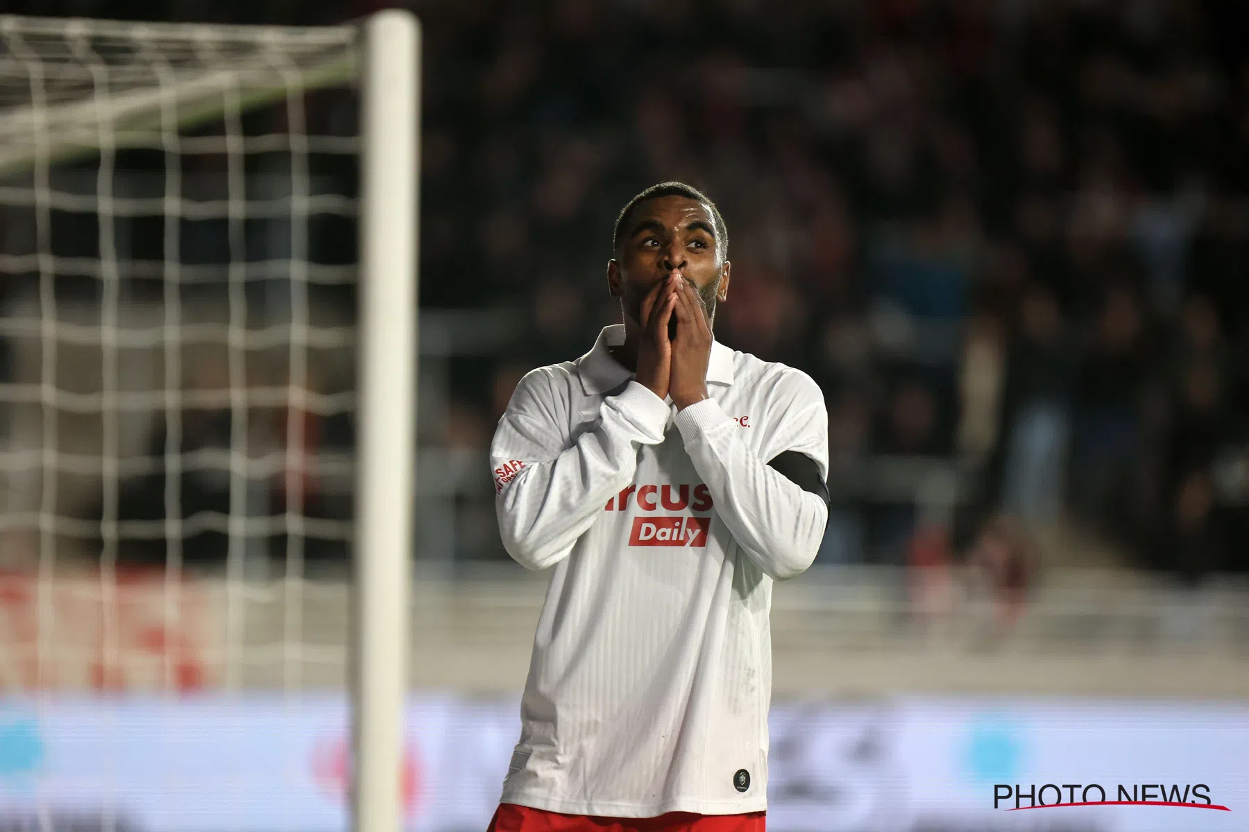 Antwerp-uitleg rond Gyrano Kerk: ‘Onduidelijkheid verblijfs- en werkvergunning’