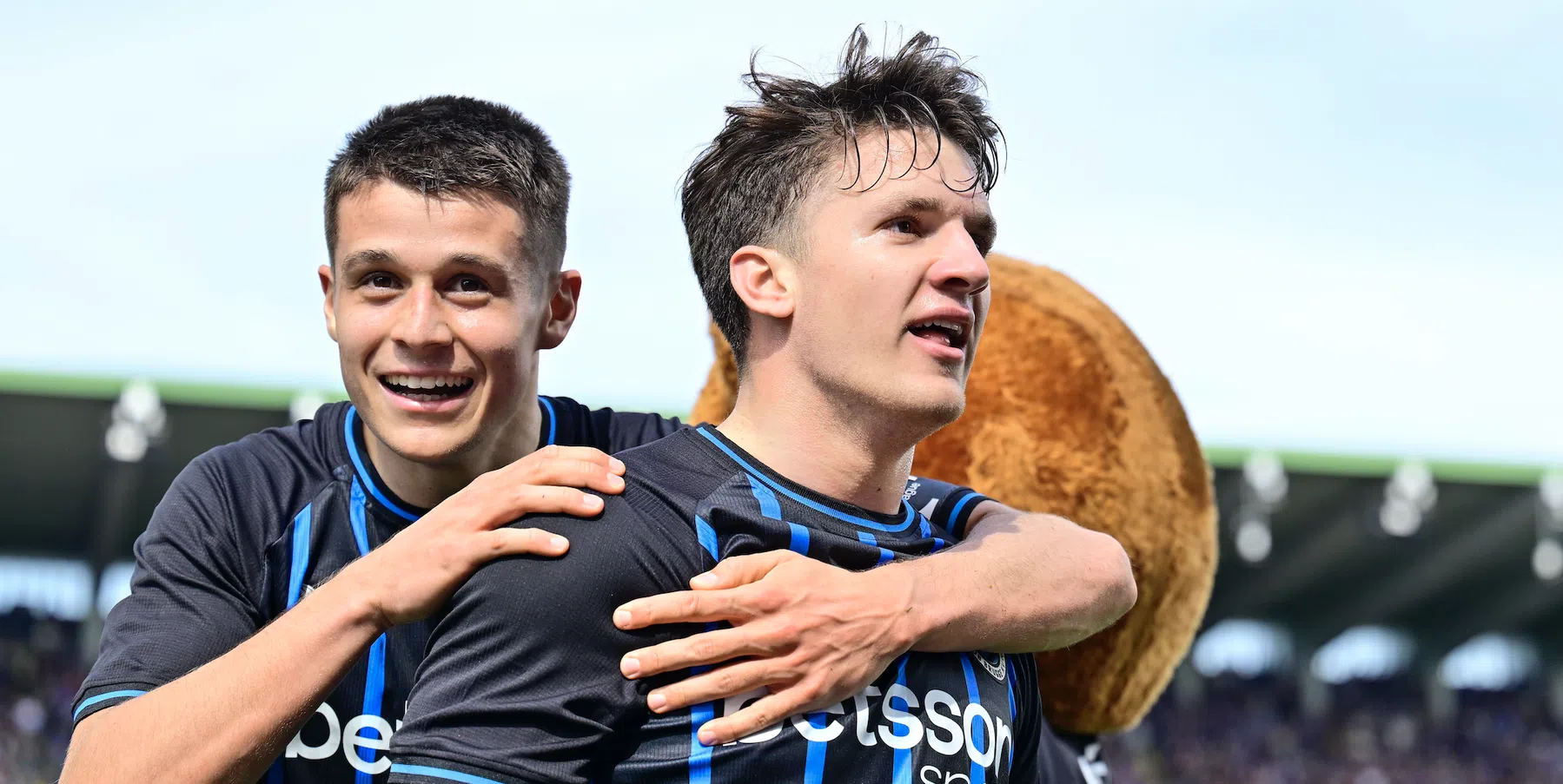 Photonews