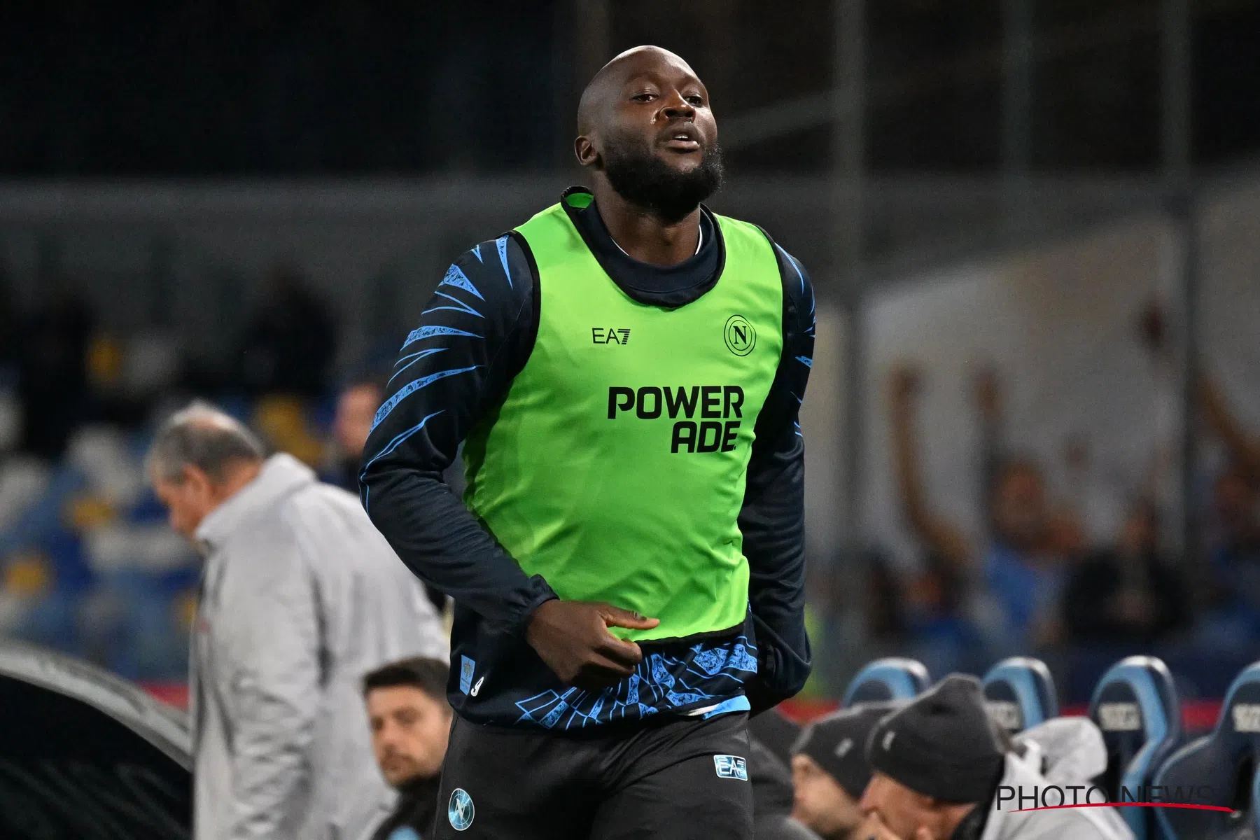 ‘Romelu Lukaku gespot op de Bosuil, individuele training achter Tribune 2’ 