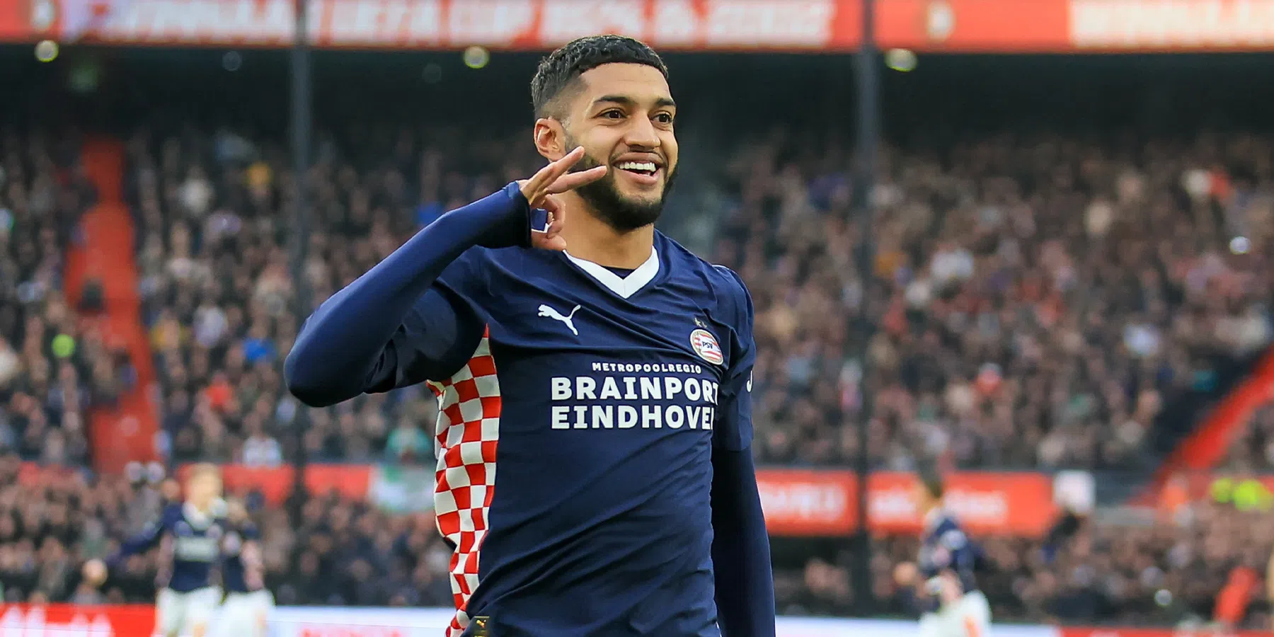 Ismael Saibari dankt Ruud van Nistelrooij