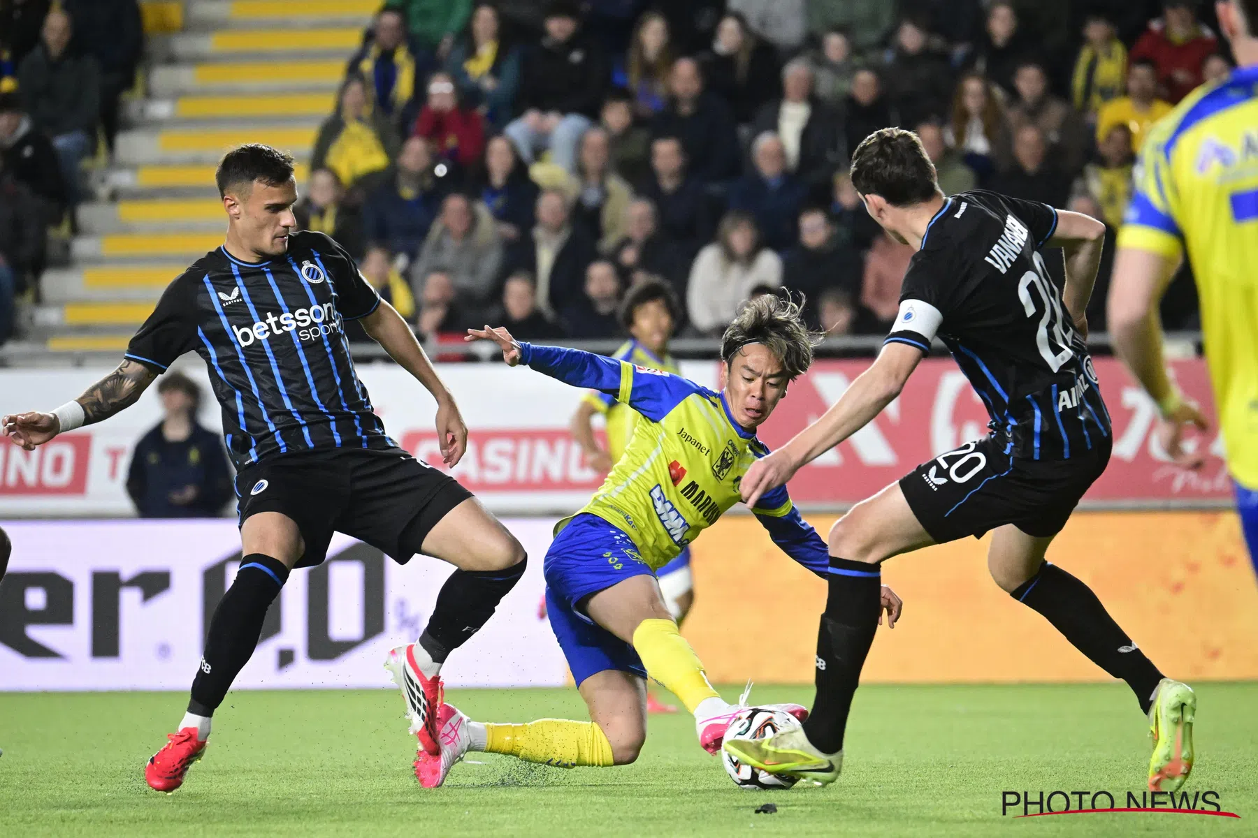 Peter Vandenbempt over Club Brugge en Vanaken: “Voetballes van STVV”
