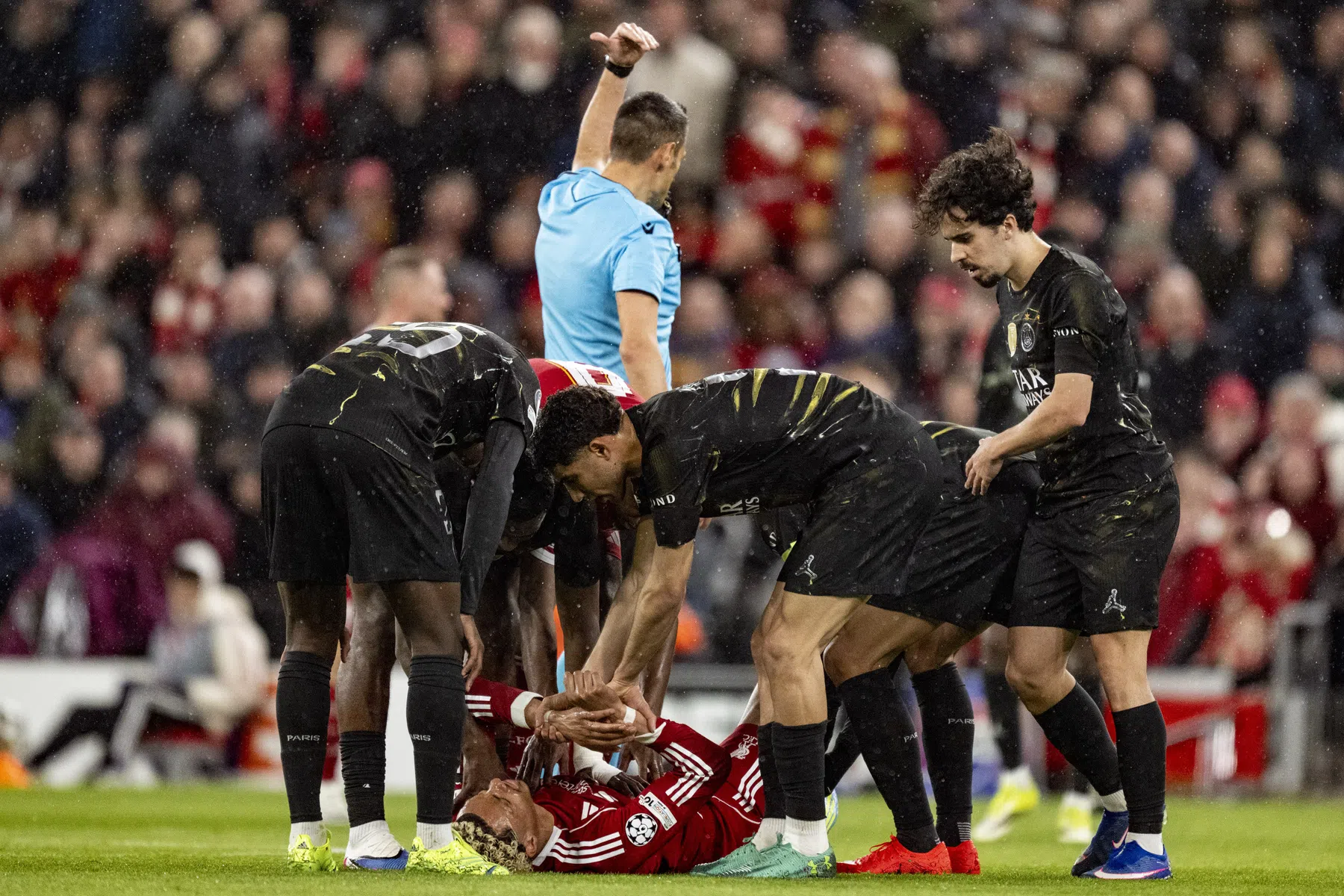 Hugo Ekitike van Liverpool mist WK van Frankrijk door achillespeesblessure