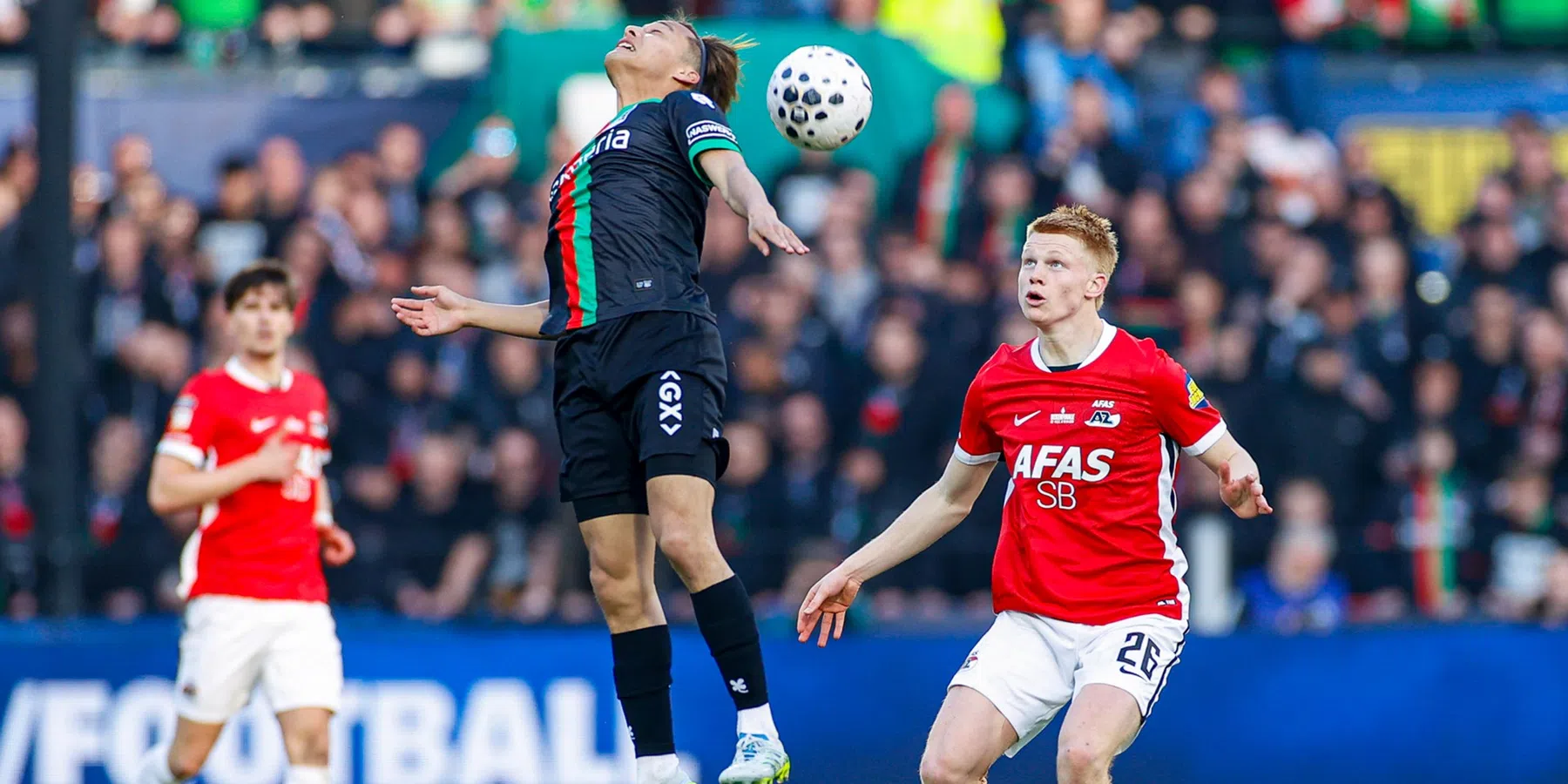 LIVE: AZ - NEC