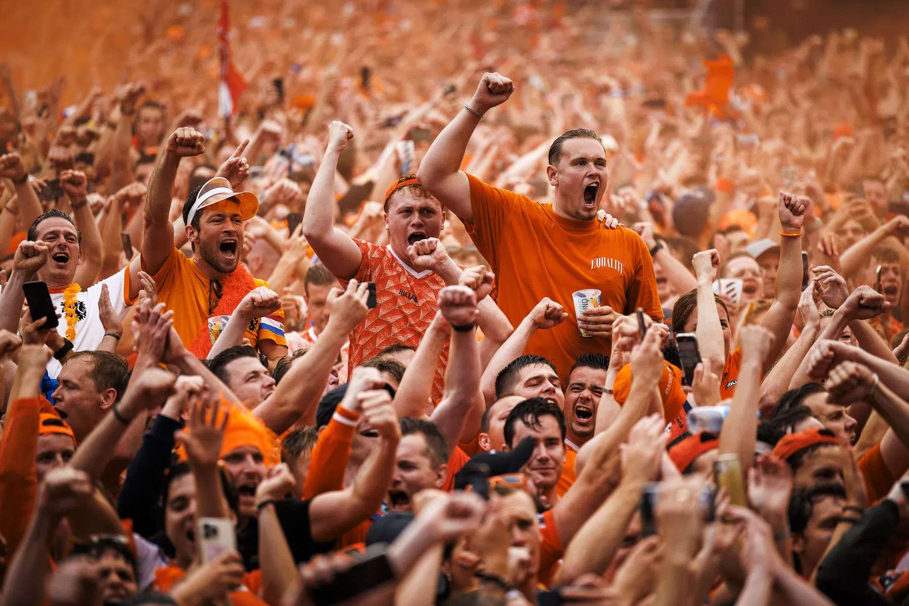 Oranje-gekte richting WK 2026: elke wedstrijd een feest met deze voetbalversiering
