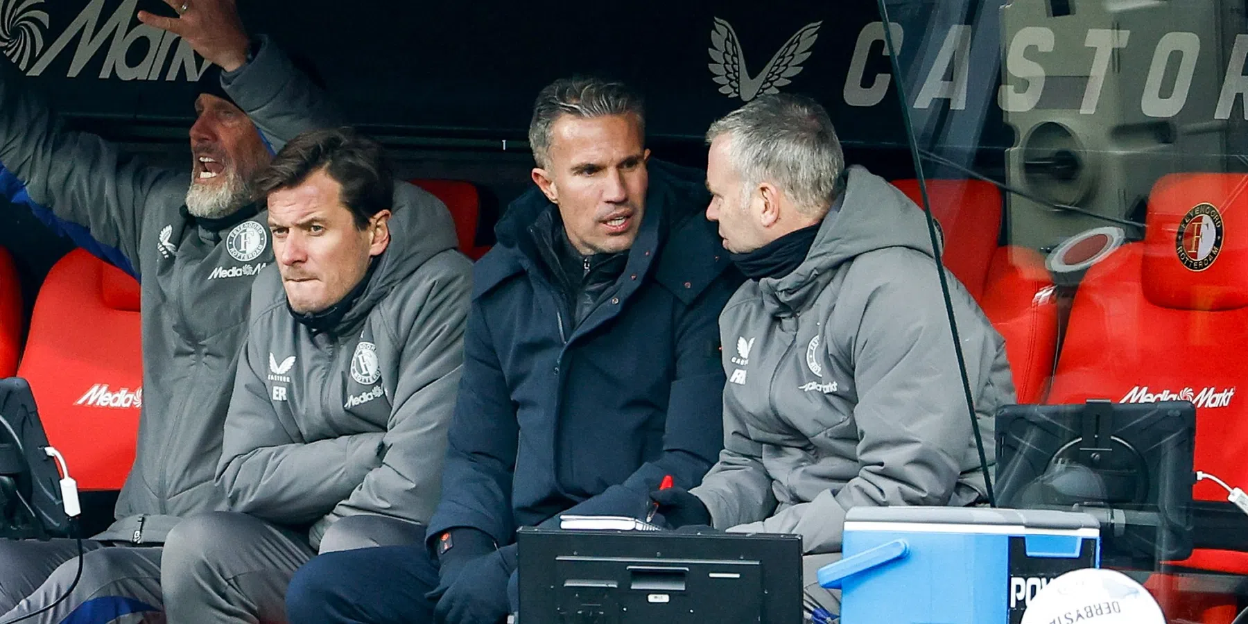 Feyenoord raakt mogelijk twee assistenten kwijt