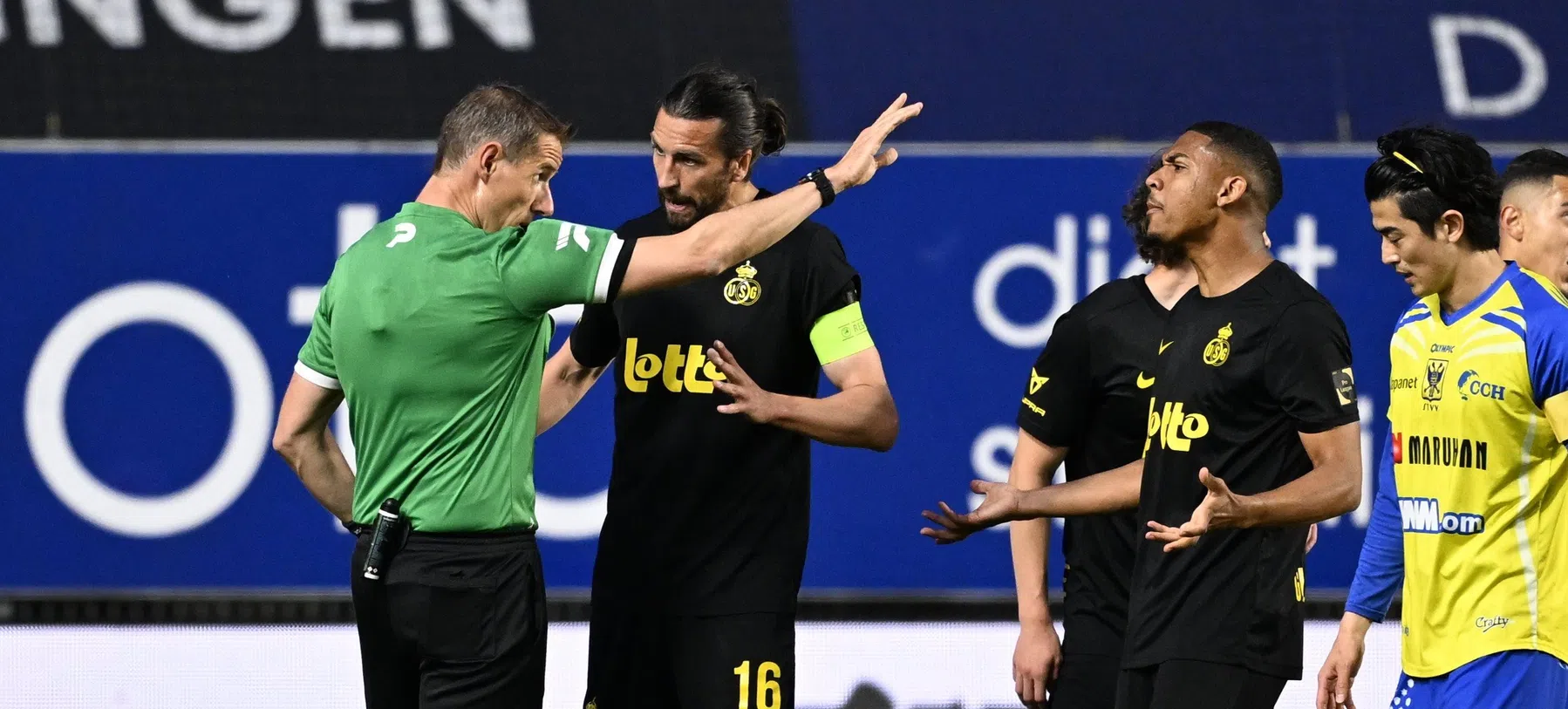 ‘Christian Burgess alleen voorwaardelijk geschorst, geen invloed op titelstrijd’