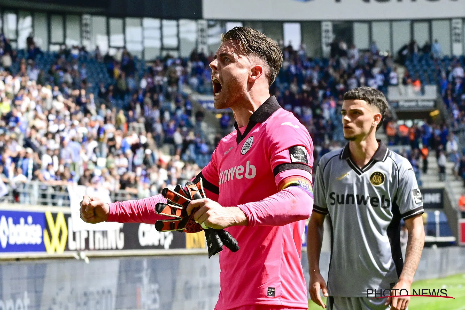 Hein Vanhaezebrouck kritisch voor Colin Coosemans