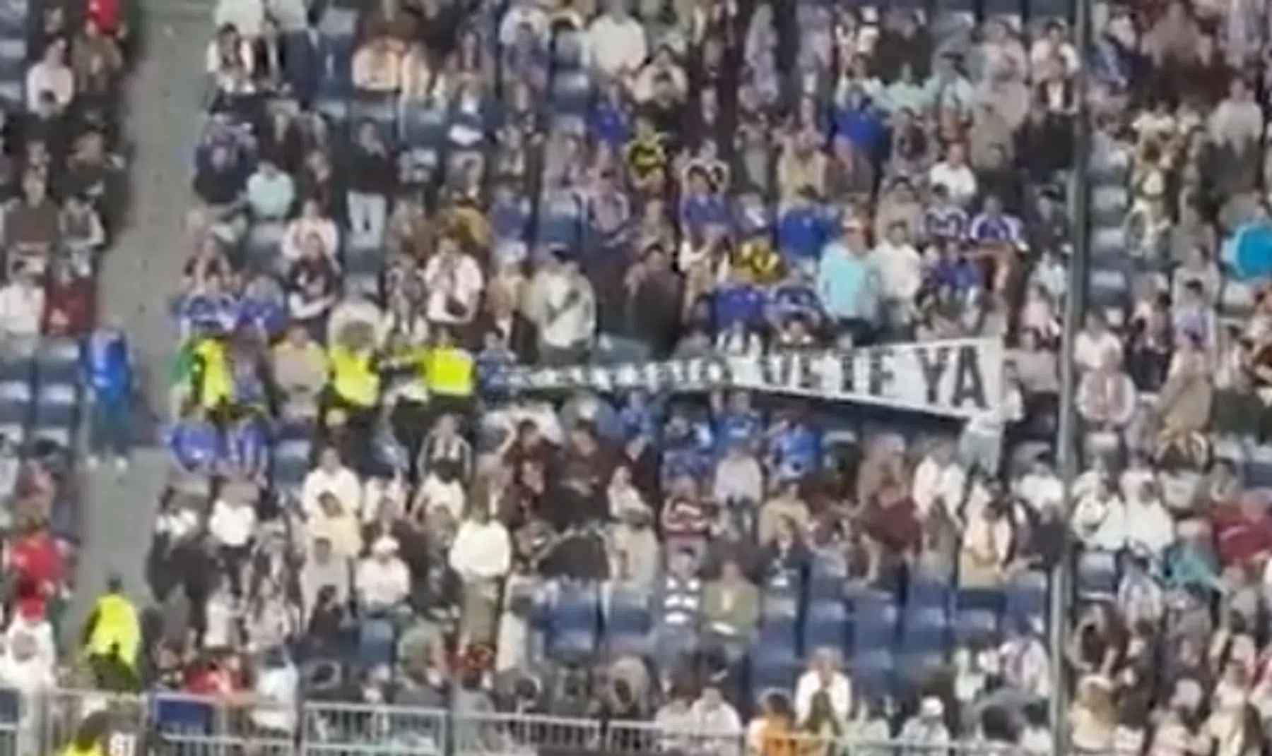 Kritisch Florentino Pérez-spandoek verwijderd uit Bernabéu