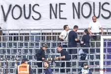 Thumbnail for article: Anderlecht-aanhang protesteert: "Jullie verdienen ons niet" en tafelvoetbal in de tribunes
