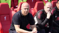 Thumbnail for article: Ajax-fans roepen massaal om Slot na Liverpool-ontslag: 'Jordi, pak je telefoon!'