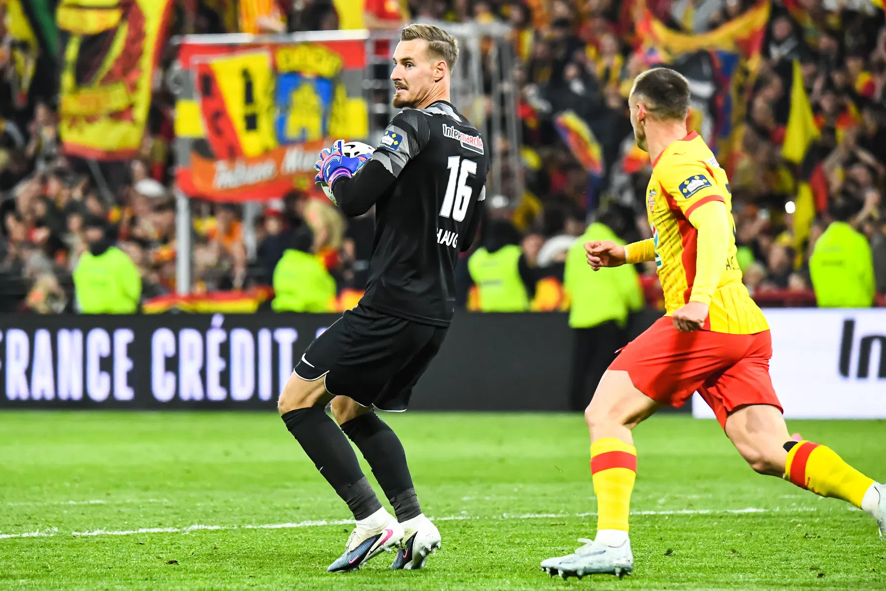 Go Ahead legt Noorse keeper vast