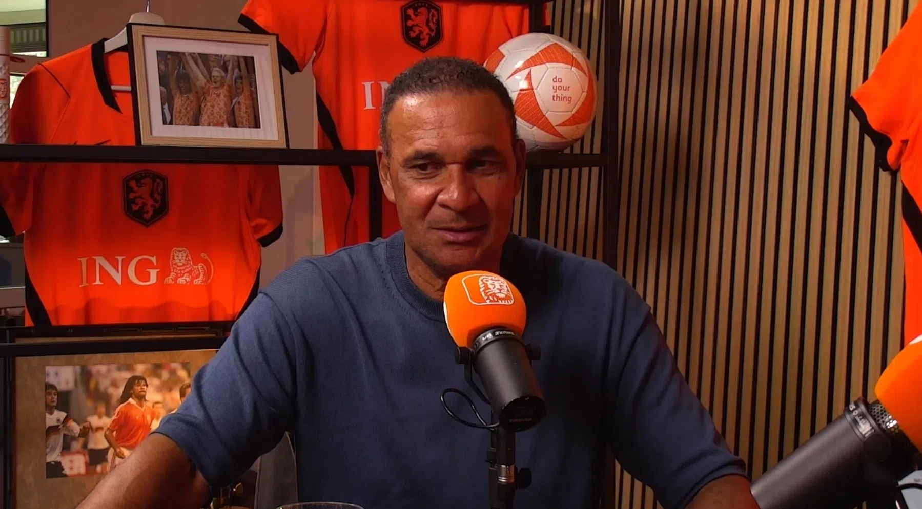 Gullit doet beroep op 'echte supporters' van Oranje