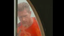 Thumbnail for article: Dat zien we graag: De Bruyne grapt met Lukaku op het trainingsveld van Rode Duivels  