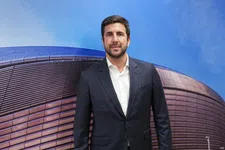 Thumbnail for article: Bijzonder: uitdager Pérez belooft megatransfers Real Madrid, kamp Haaland reageert