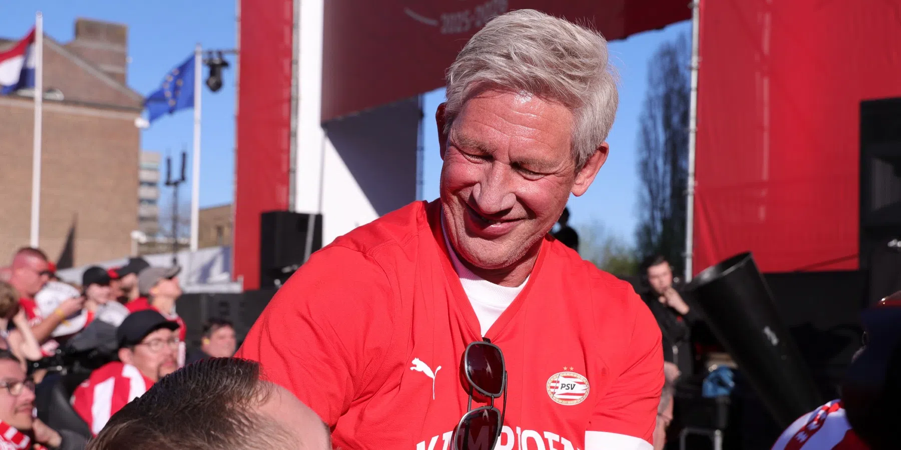 PSV-directeur Marcel Brands over de uitbreiding van stadion