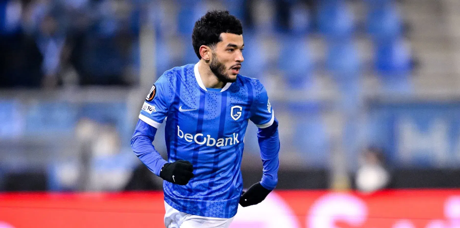 ‘El Ouahdi uit vliegtuig gehaald, problemen rond familie en baard van zijn vader’