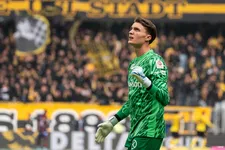 Thumbnail for article: 'Ajax legt in zoektocht naar keeper ook contact met Zwitserse WK-ganger'