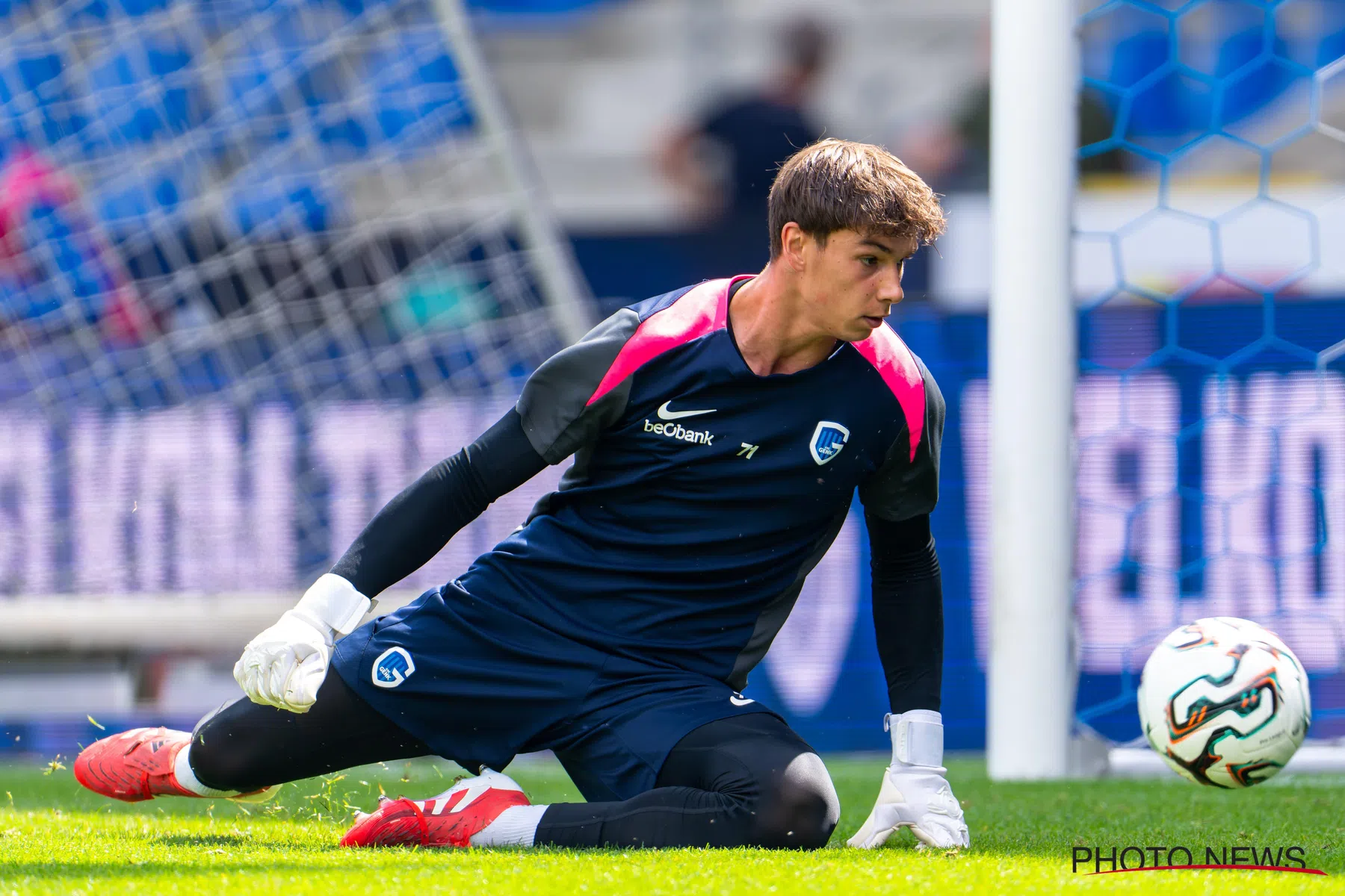 ‘Beerschot wil doelman Stevens overnemen van Jong Genk’ 