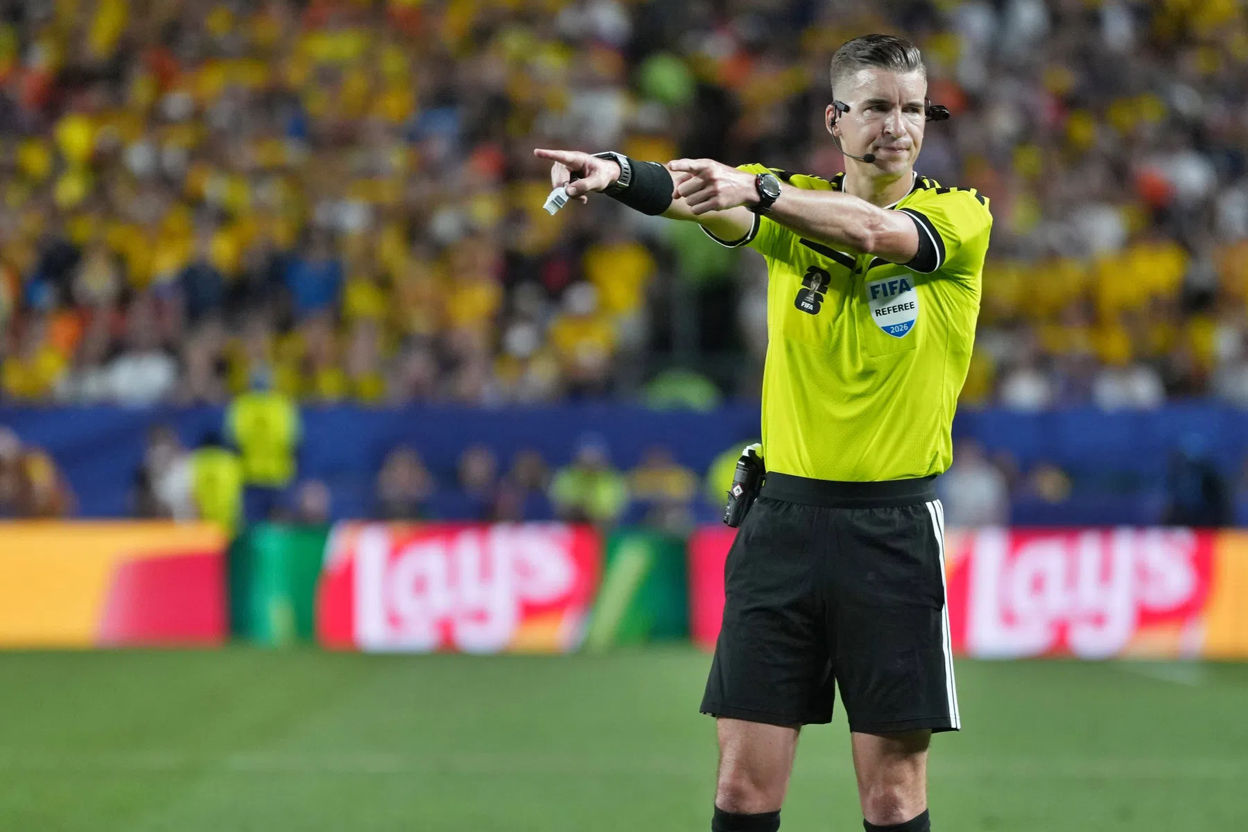 FIFA wijst scheidsrechter Michael Oliver aan voor Nederland - Zweden op WK