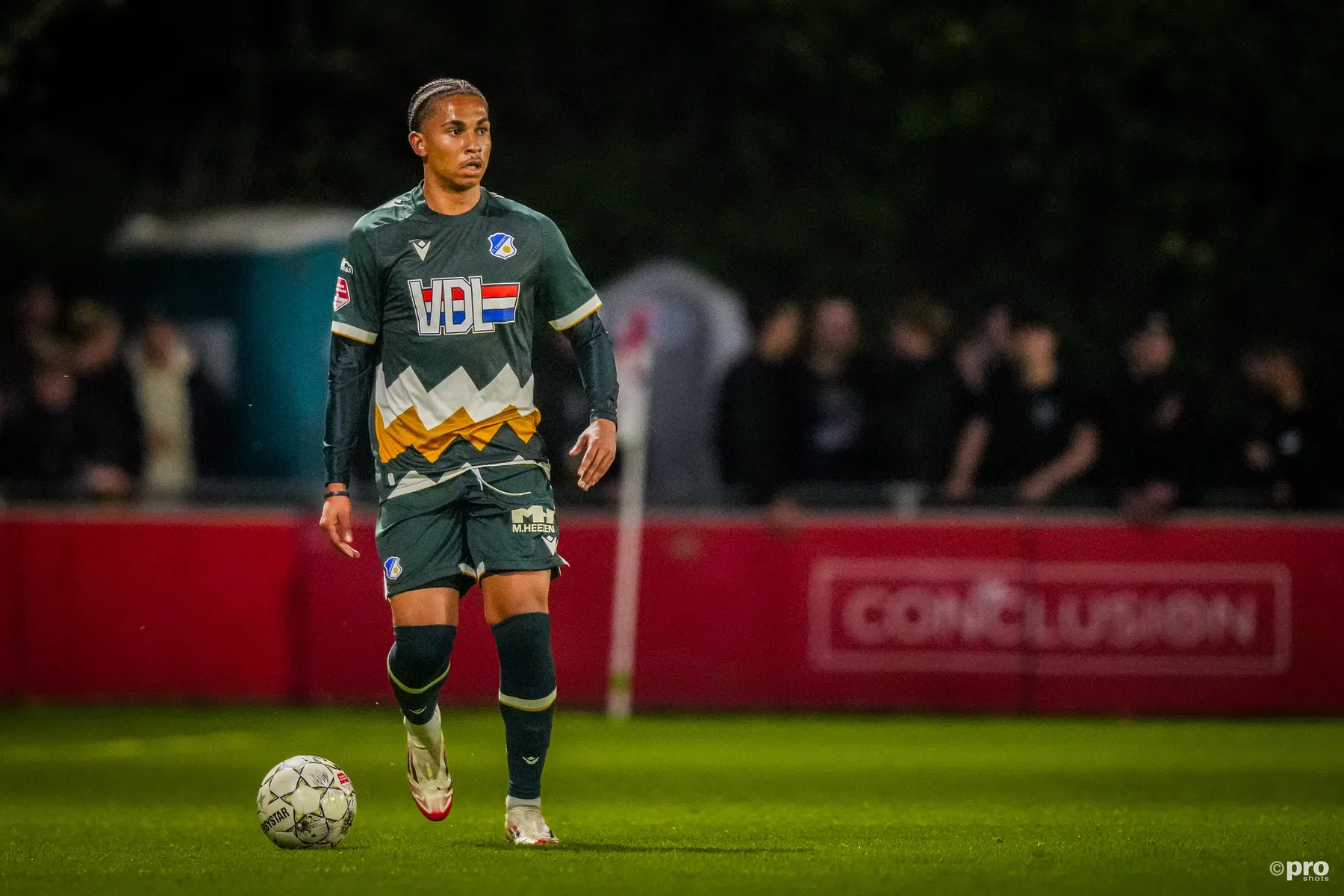 'FC Eindhoven-talent Van de Wetering vertrekt transfervrij naar Excelsior'