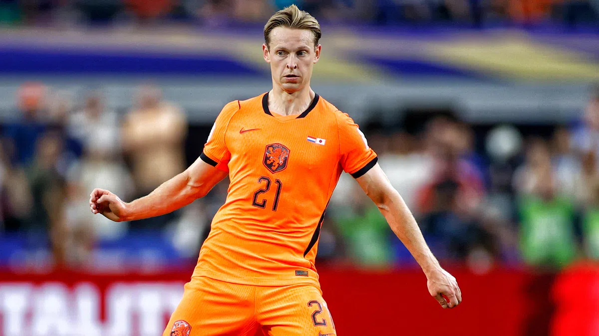 Eredivisie nieuws: Frenkie de Jong: 'Heel veel mensen kijken wel, maar snappen niets van voetbal'